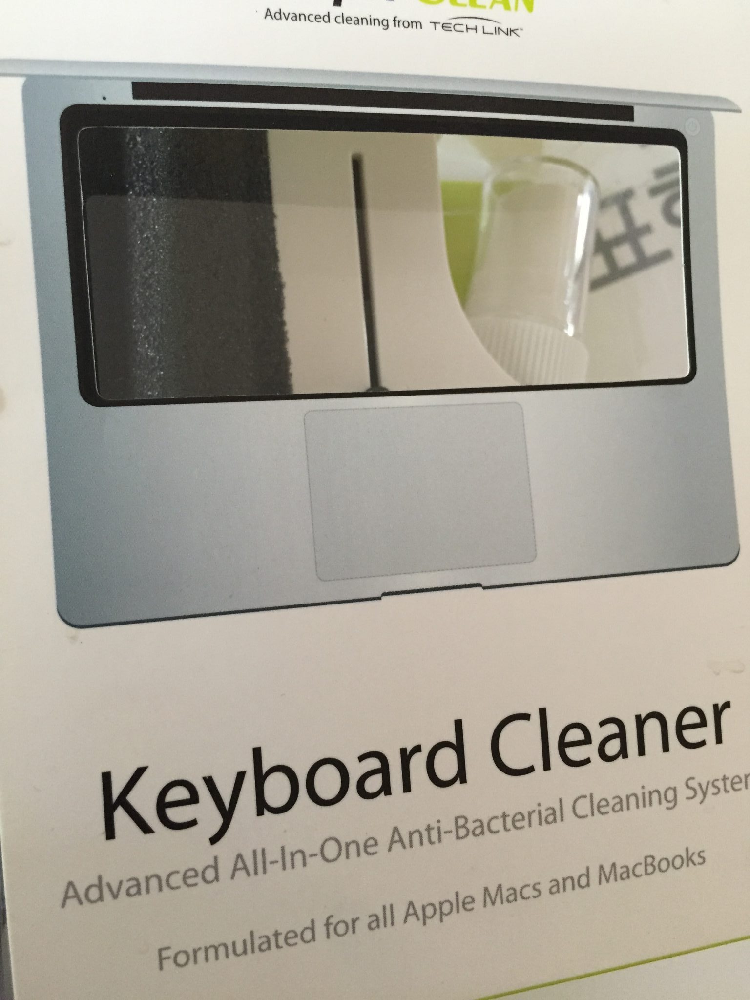 Read more about the article [TECH LINK] Keyboard Cleaning Kit